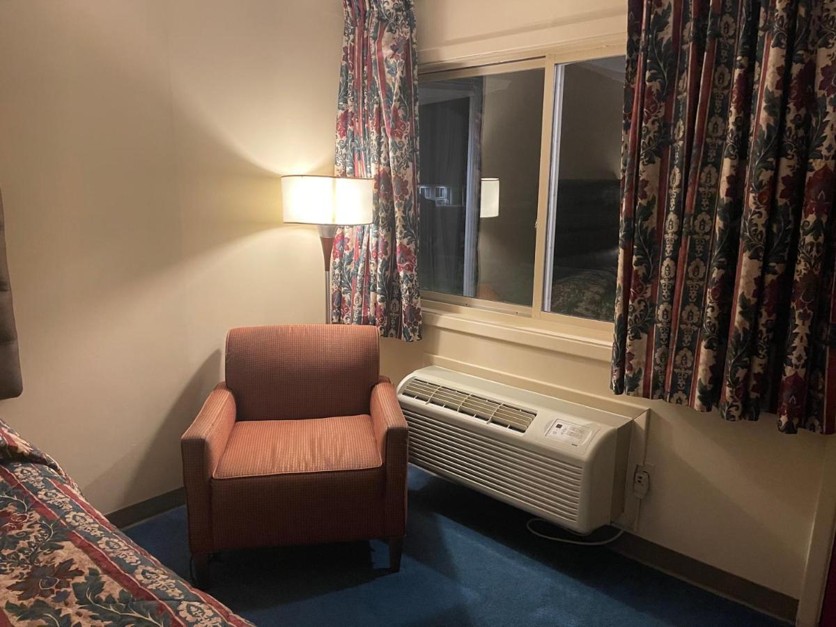 Dollinger'S Motor Inn Albion Dış mekan fotoğraf