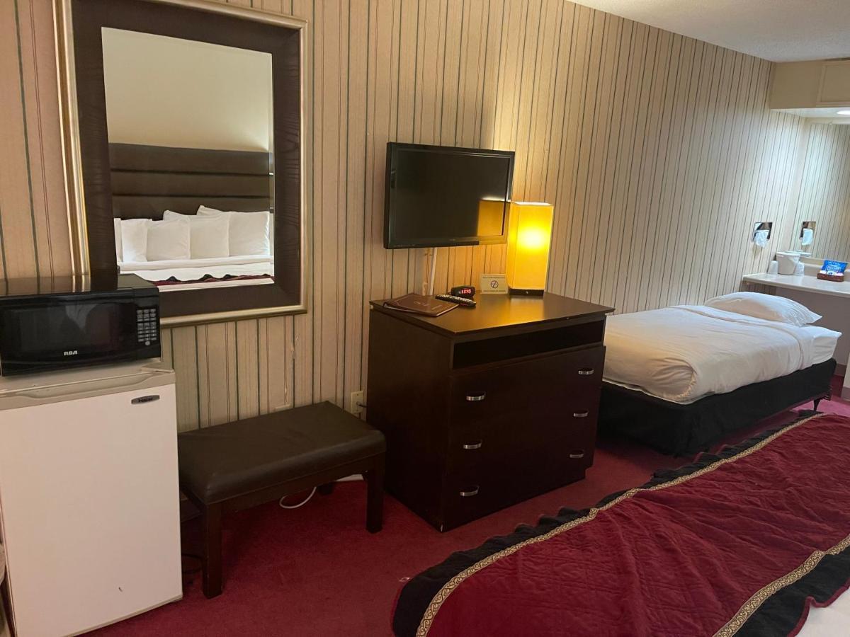 Dollinger'S Motor Inn Albion Dış mekan fotoğraf