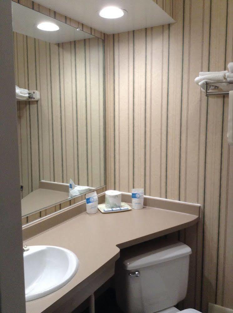 Dollinger'S Motor Inn Albion Dış mekan fotoğraf